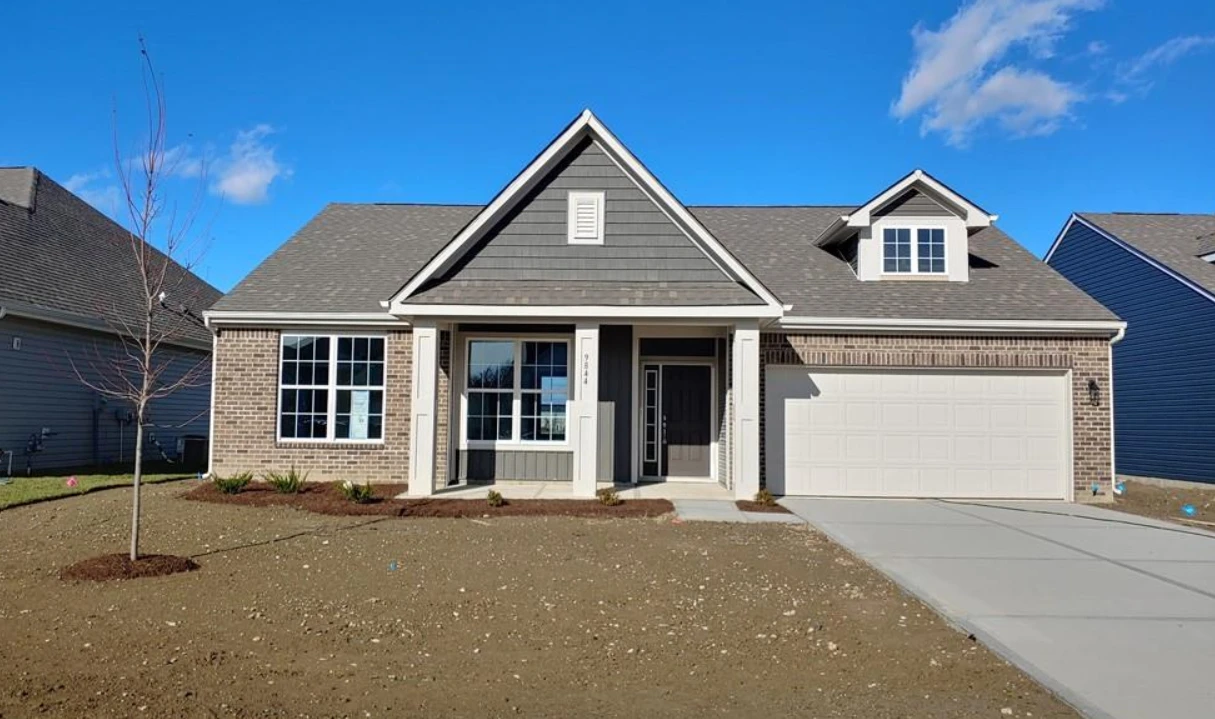 Estes Park in Pendleton – Open Houses!